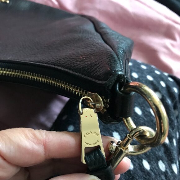 Coach Leather black purse - Picture 3 of 4